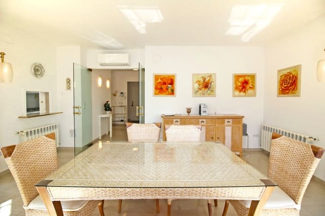 4 makuuhuone Huvila myytävänä paikassa La Pedrera - Vessanes, Dénia mukana uima-altaan 
autotalli - 1 195 000 € (Ref: 8541541)