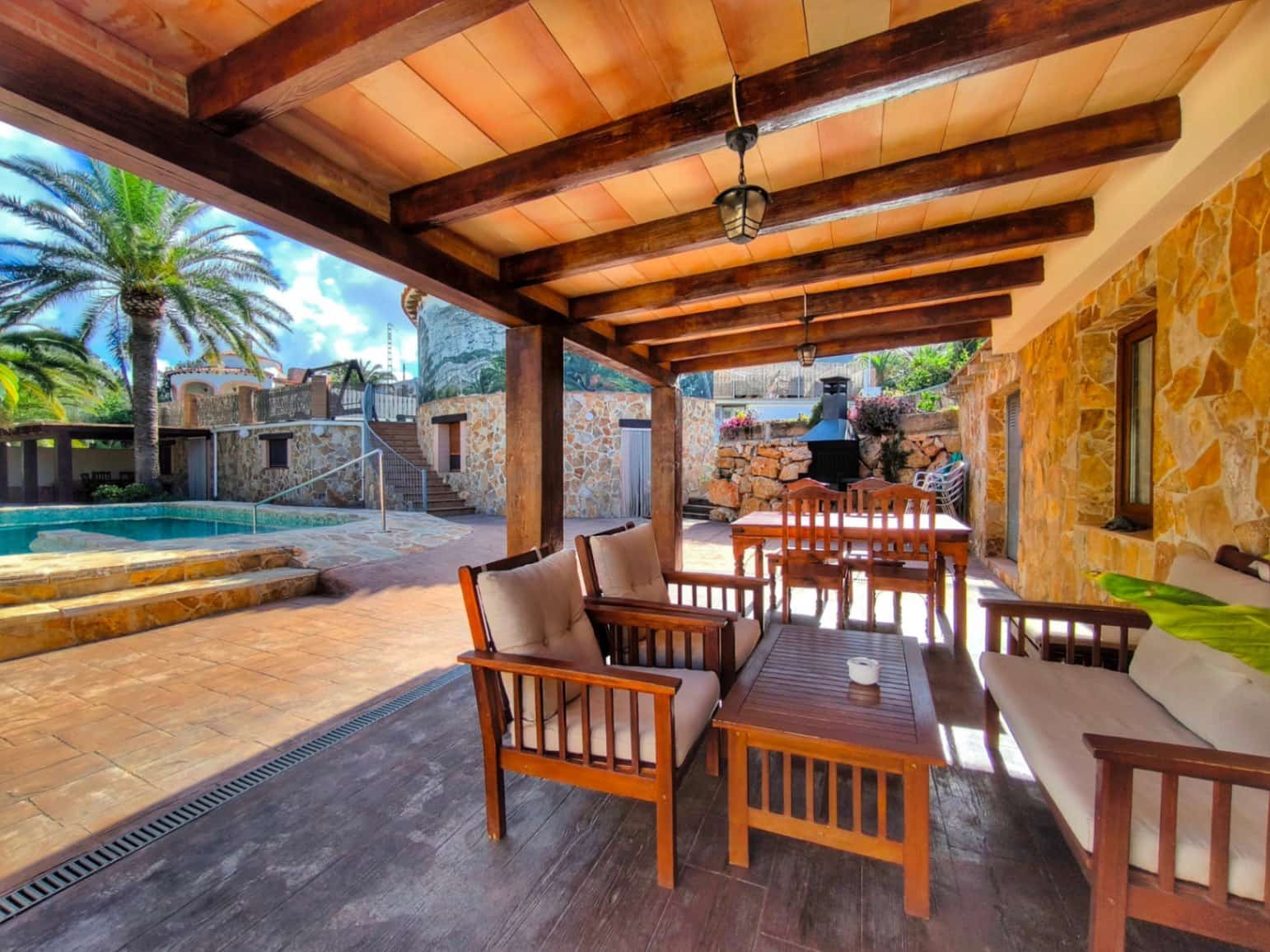 4 sovrum Villa till salu i Denia med pool garage - 750 000 € (Ref: 8594569)