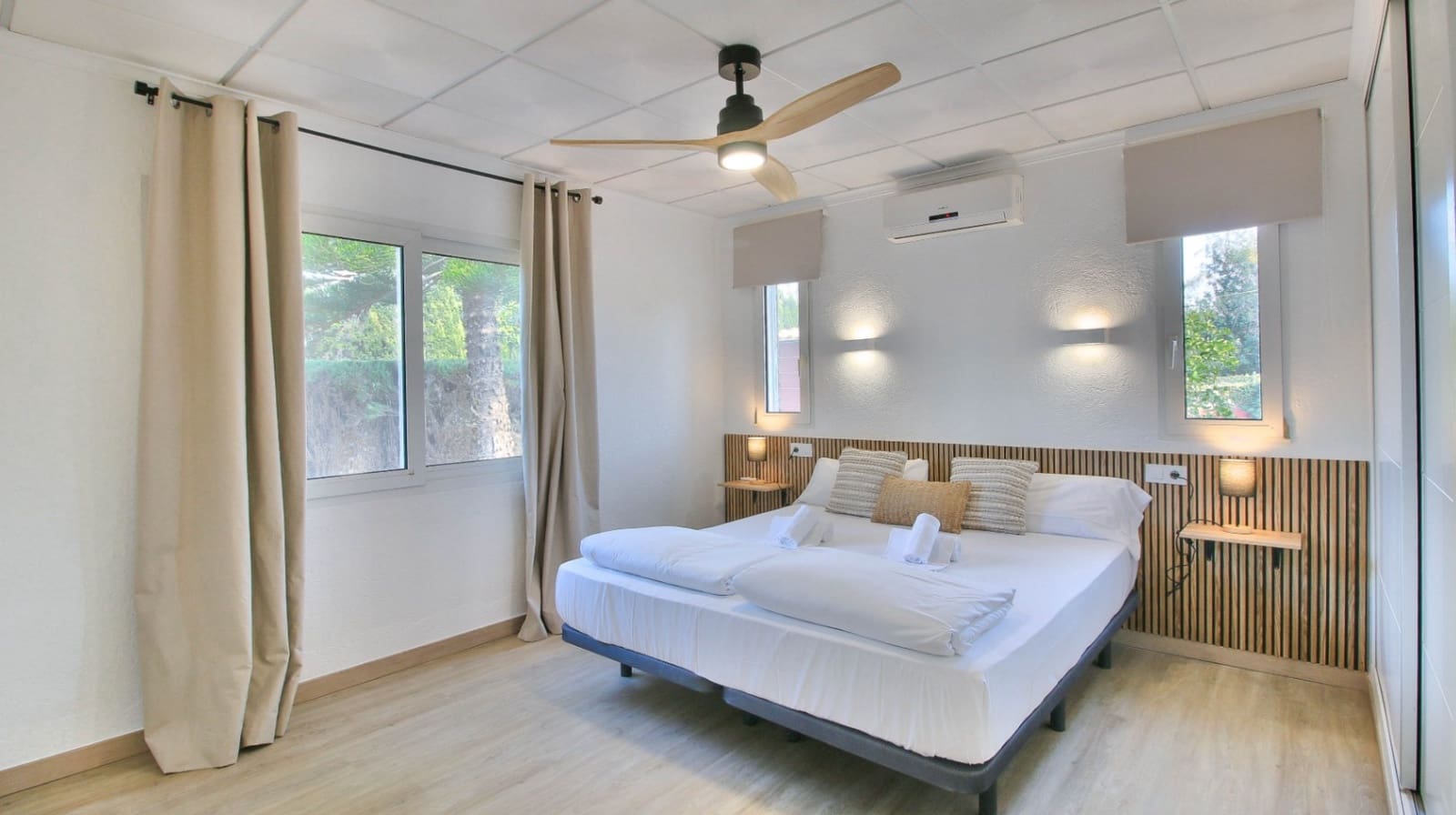 3 sypialnia Willa na sprzedaż w La Xara z basenem garażem - 690 000 € (Ref: 8821082)