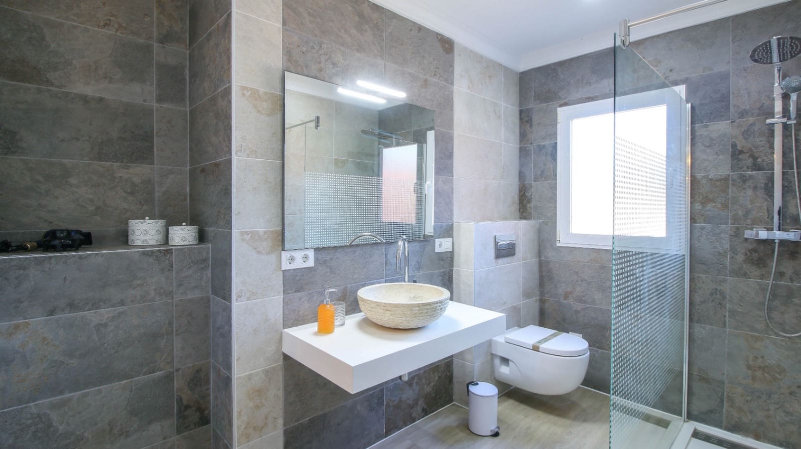 3 sypialnia Willa na sprzedaż w La Xara z basenem garażem - 690 000 € (Ref: 8821082)