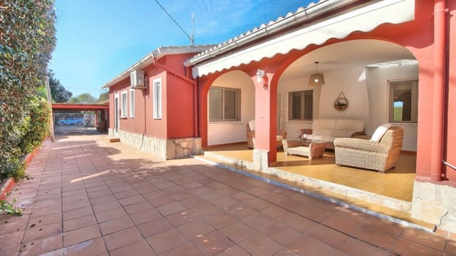 3 Zimmer Villa zu verkaufen in La Xara, Dénia mit Pool Garage - 690.000 € (Ref: 8821082)