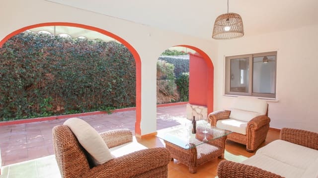 3 Zimmer Villa zu verkaufen in La Xara, Dénia mit Pool Garage - 690.000 € (Ref: 8821082)