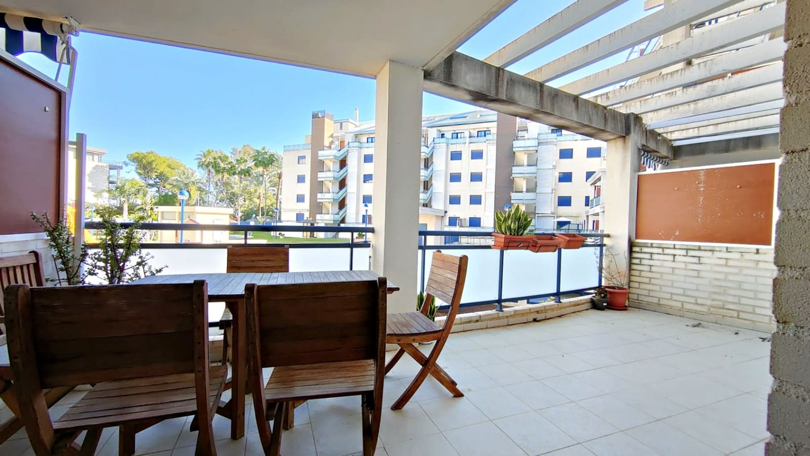 3 soveværelse Lejlighed til salg i Denia med swimmingpool garage - € 385.000 (Ref: 8845855)