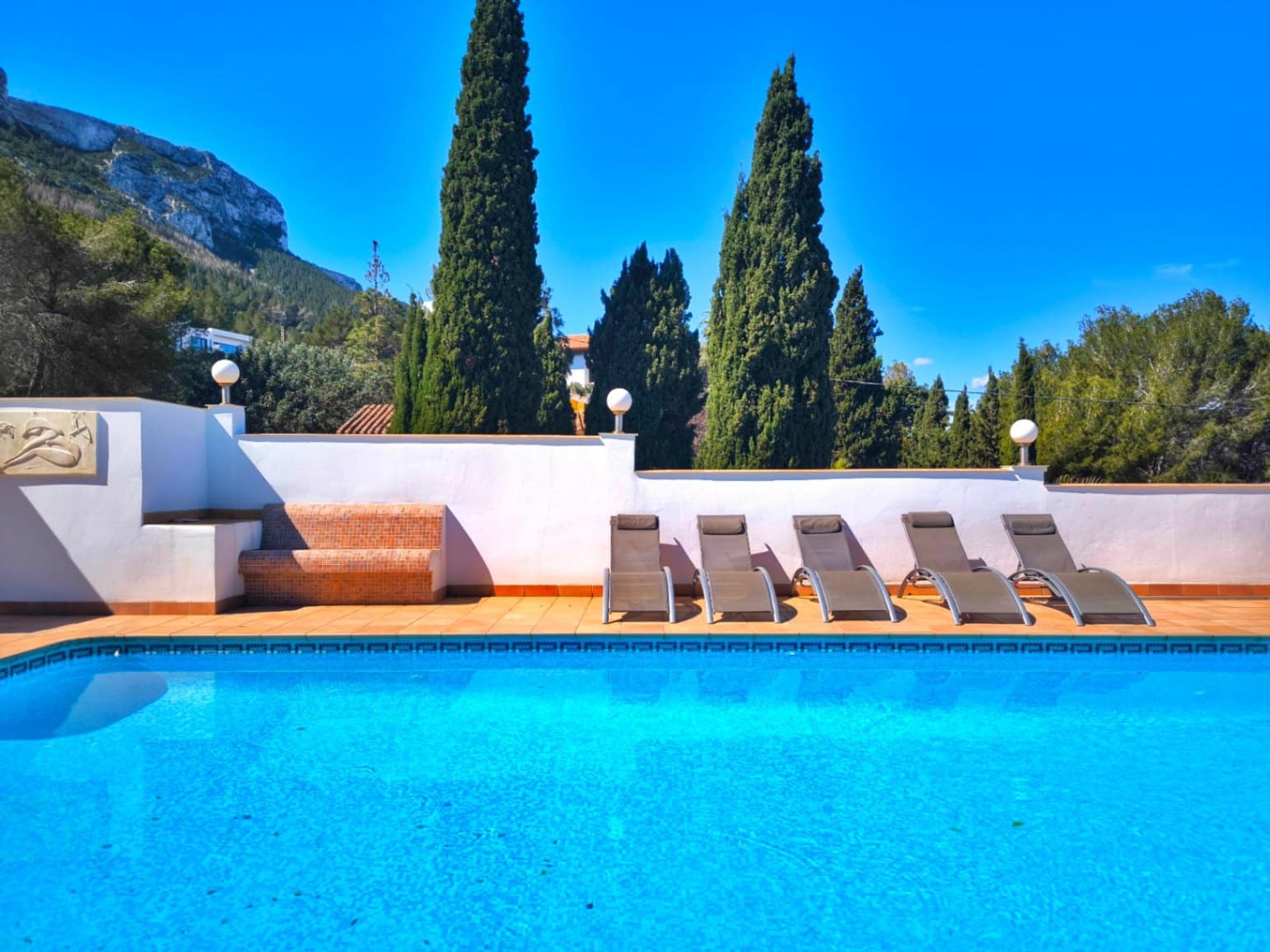 5 soveværelse Villa til salg i Denia med swimmingpool garage - € 785.000 (Ref: 8900894)