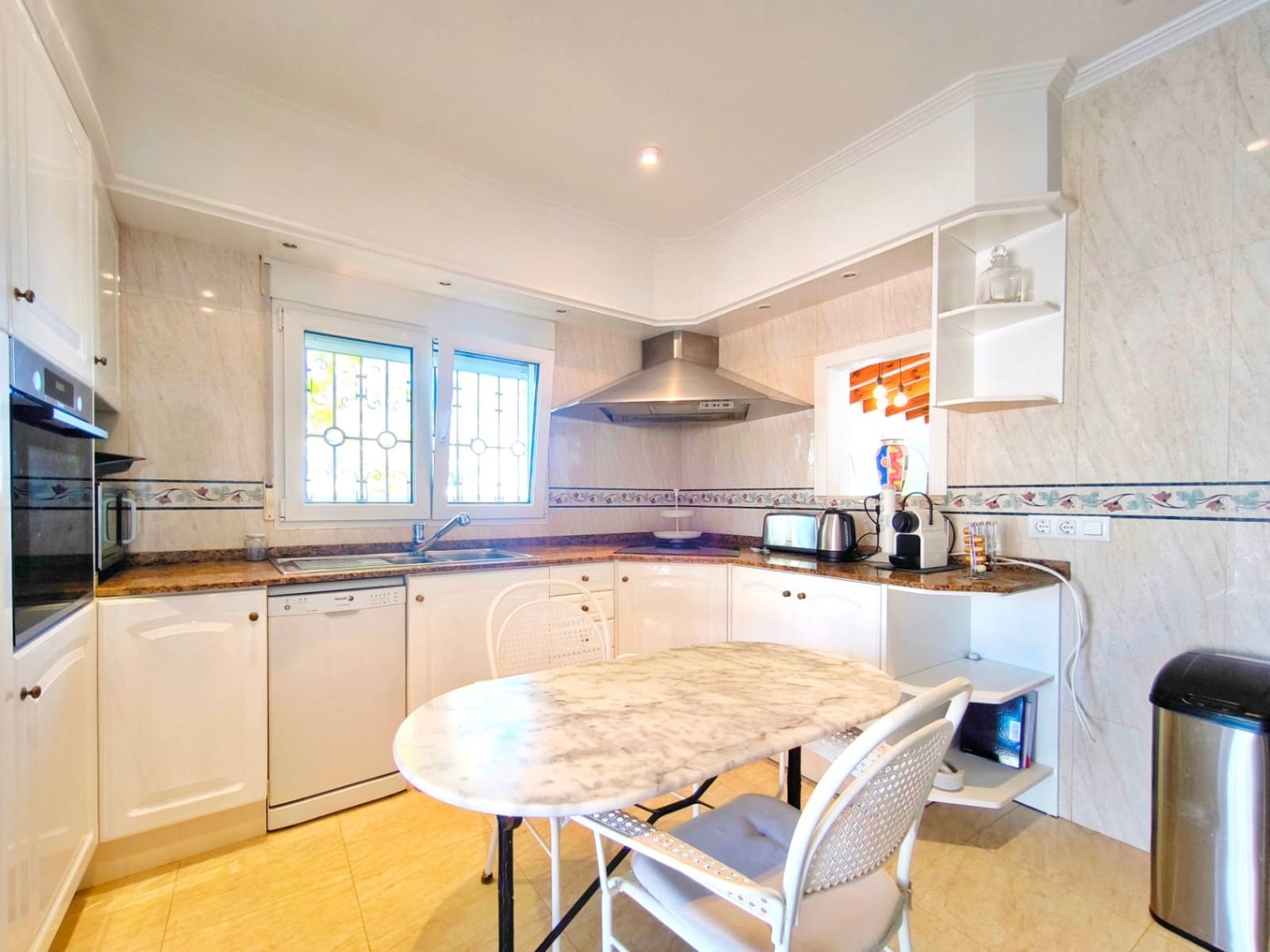 5 soveværelse Villa til salg i Denia med swimmingpool garage - € 785.000 (Ref: 8900894)