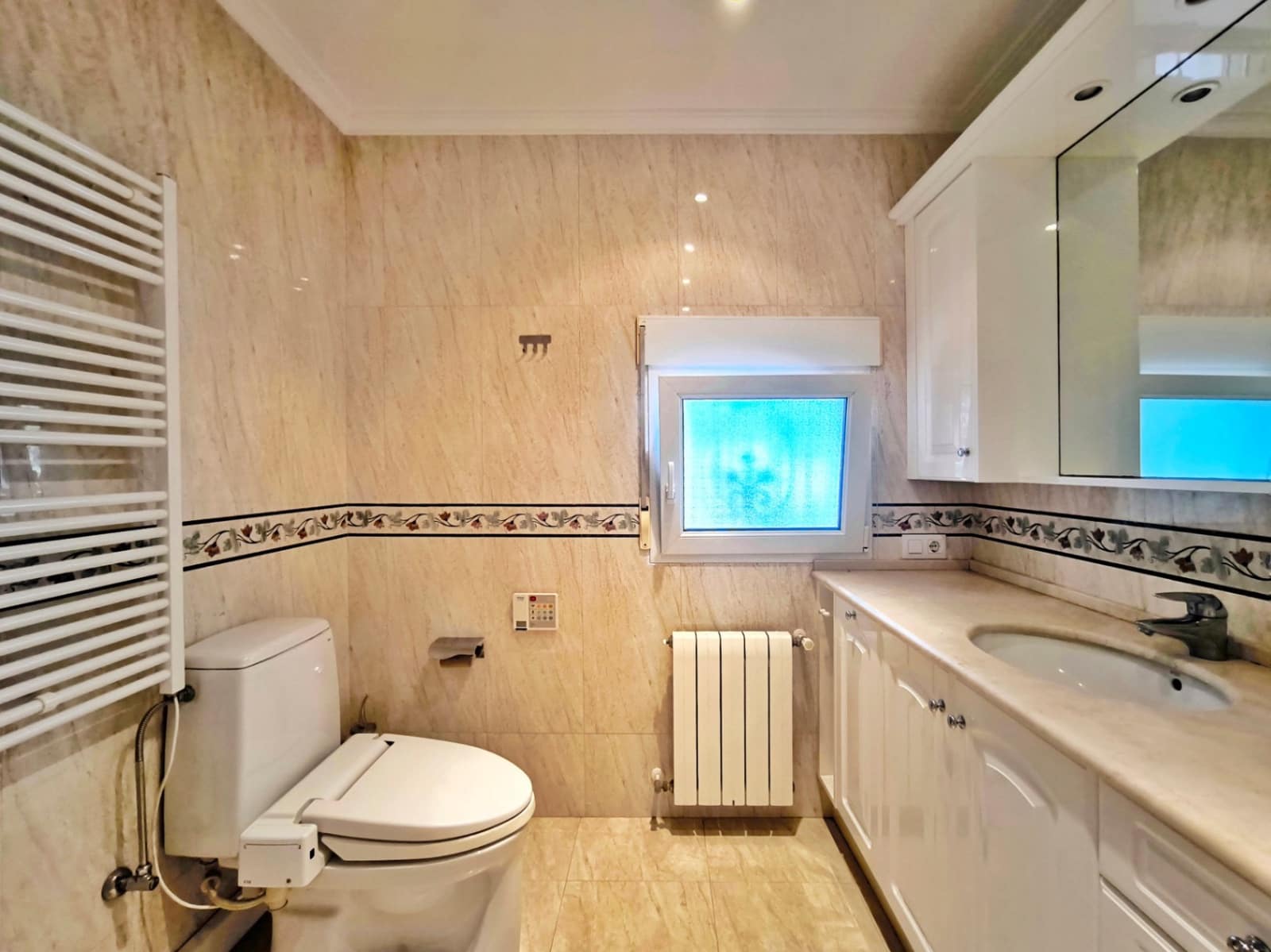 5 soveværelse Villa til salg i Denia med swimmingpool garage - € 785.000 (Ref: 8900894)