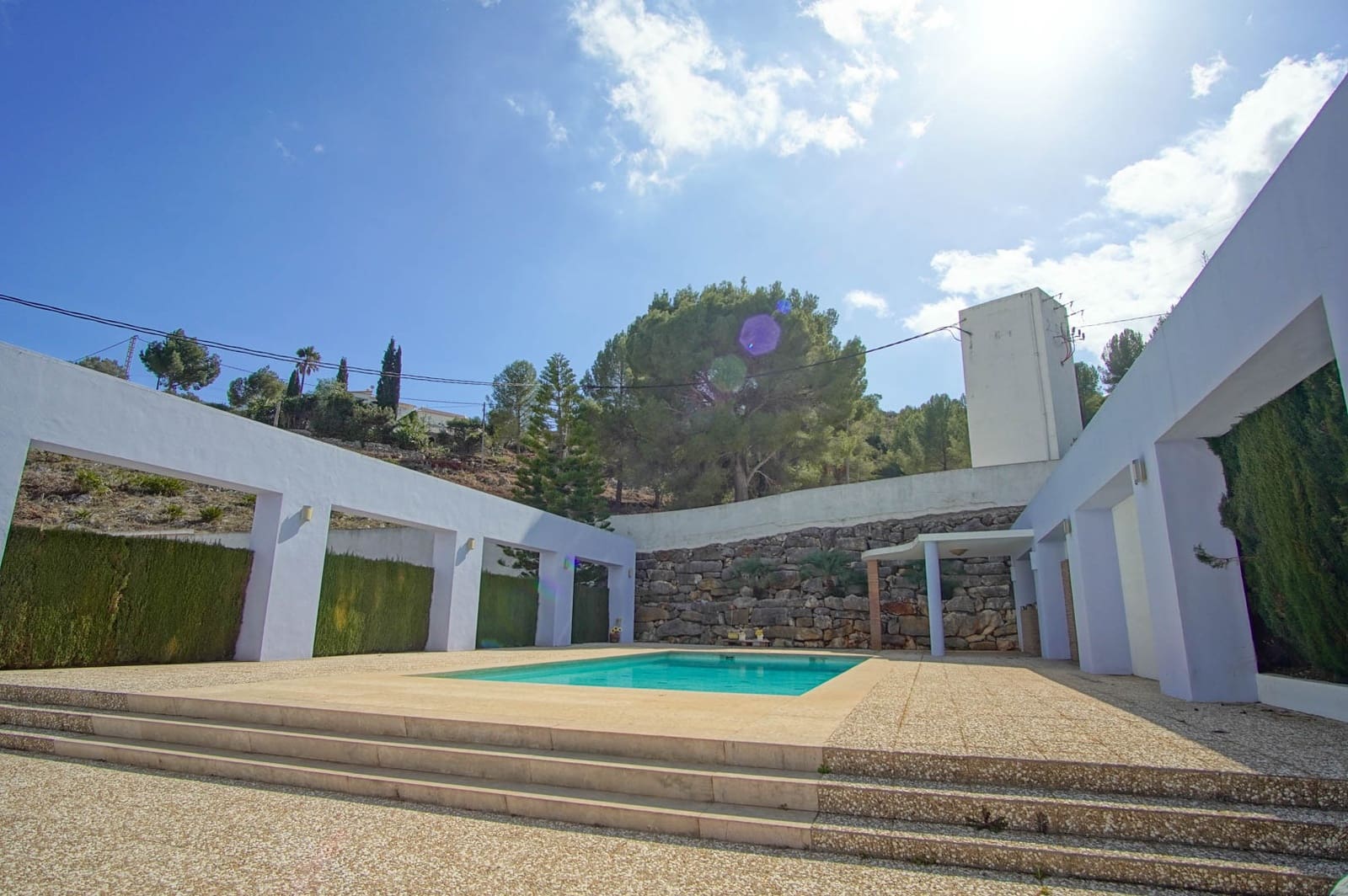 4 bedroom Villa for sale in Pedreguer with pool - € 680,000 (Ref: 9034836)
