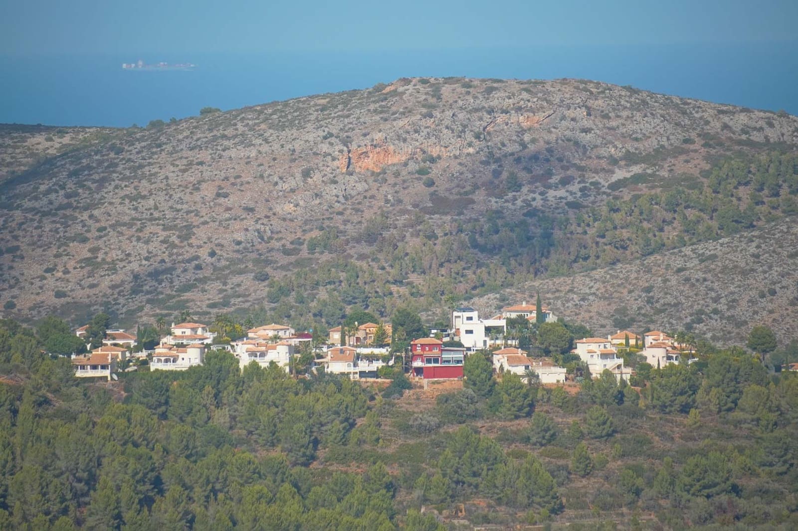 4 bedroom Villa for sale in Pedreguer with pool - € 680,000 (Ref: 9034836)