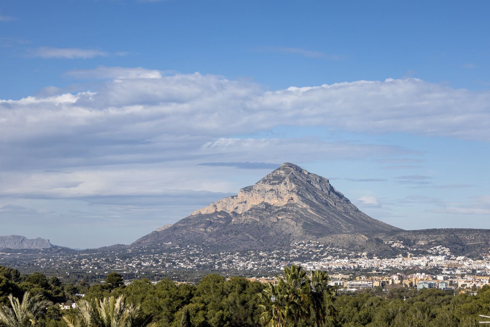 4 soveværelse Villa til salg i Javea / Xabia med swimmingpool - € 790.000 (Ref: 9034848)