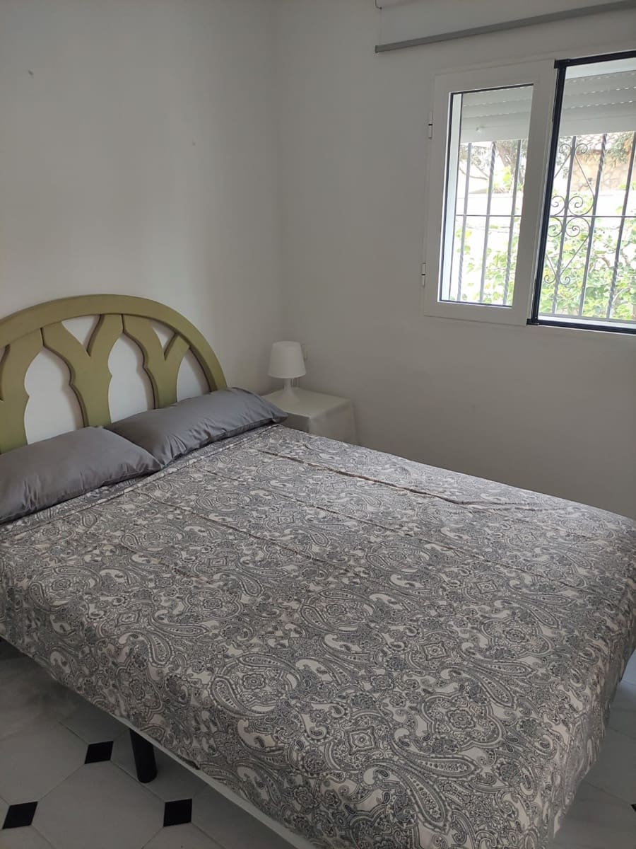 2 slaapkamer Villa te koop in Denia met garage - € 410.000 (Ref: 9034849)