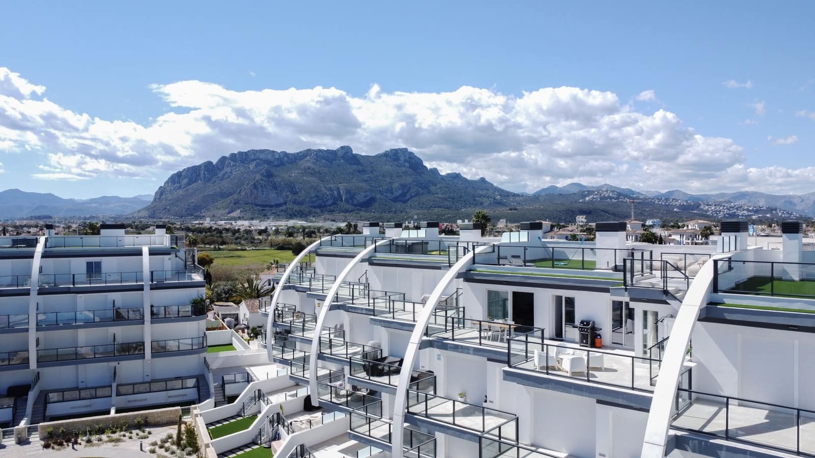 3 soveværelse Lejlighed til salg i Denia med swimmingpool garage - € 695.000 (Ref: 9034852)