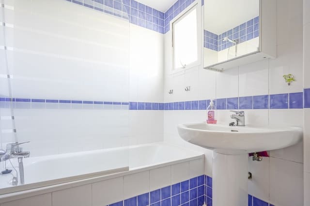 3 Zimmer Wohnung zu verkaufen in Montañar - El Arenal, Javea / Xàbia mit Pool Garage - 398.000 € (Ref: 9034856)