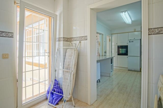 3 bedroom Villa for sale in Las Rotas / Les Rotes, Dénia with pool - € 788,000 (Ref: 9034954)