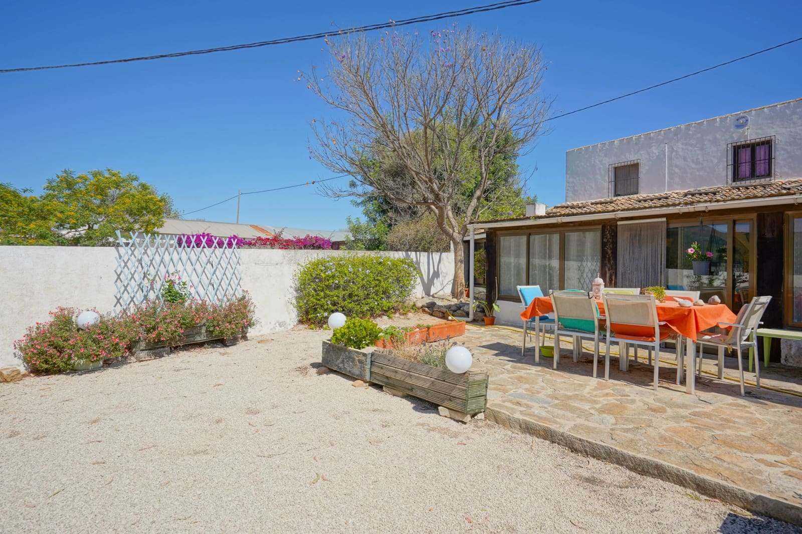 3 soveværelse Villa til salg i Javea / Xabia med swimmingpool - € 375.000 (Ref: 9035016)