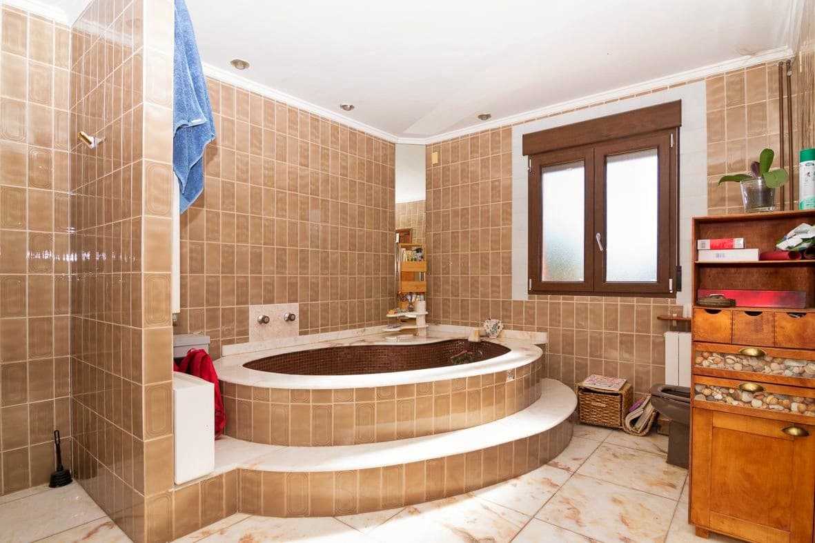 4 soveværelse Villa til salg i Denia med swimmingpool - € 895.000 (Ref: 9035019)