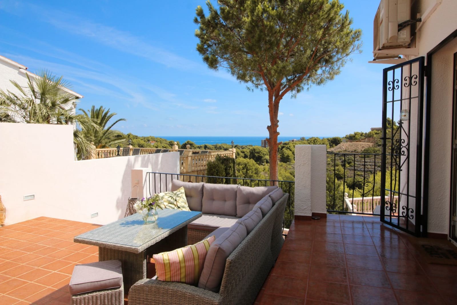 3 chambre Villa/Maison à vendre à Denia avec piscine garage - 659 000 € (Ref: 9035541)