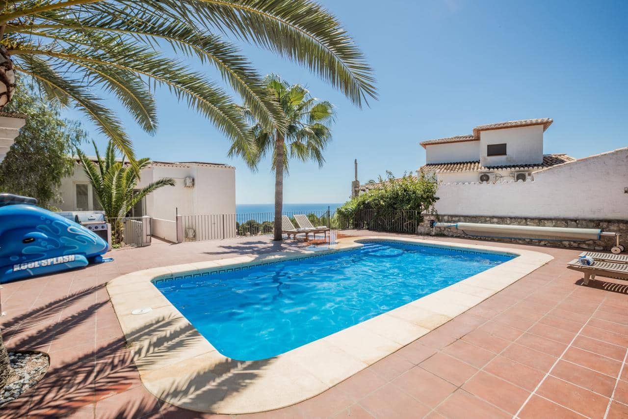 4 bedroom Villa for sale in Javea / Xabia - € 1,295,000 (Ref: 9072254)