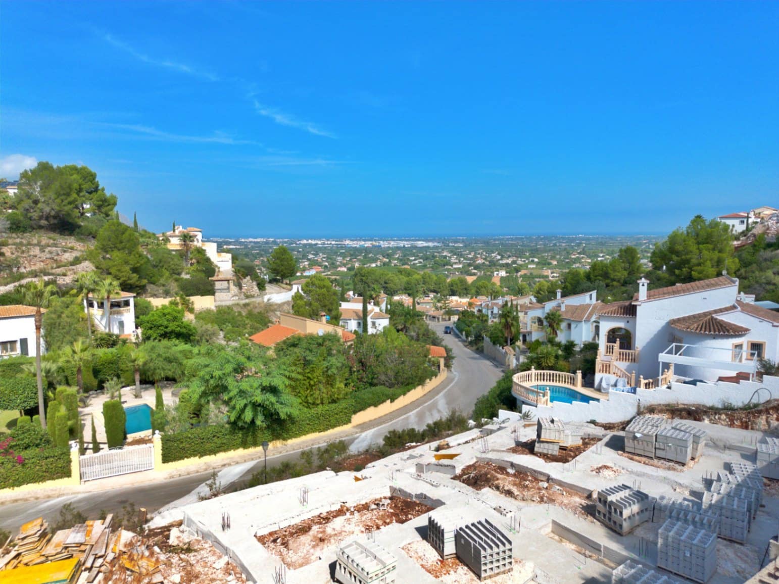 3 makuuhuone Huvila myytävänä paikassa Pedreguer mukana uima-altaan 
autotalli - 529 000 € (Ref: 9267798)