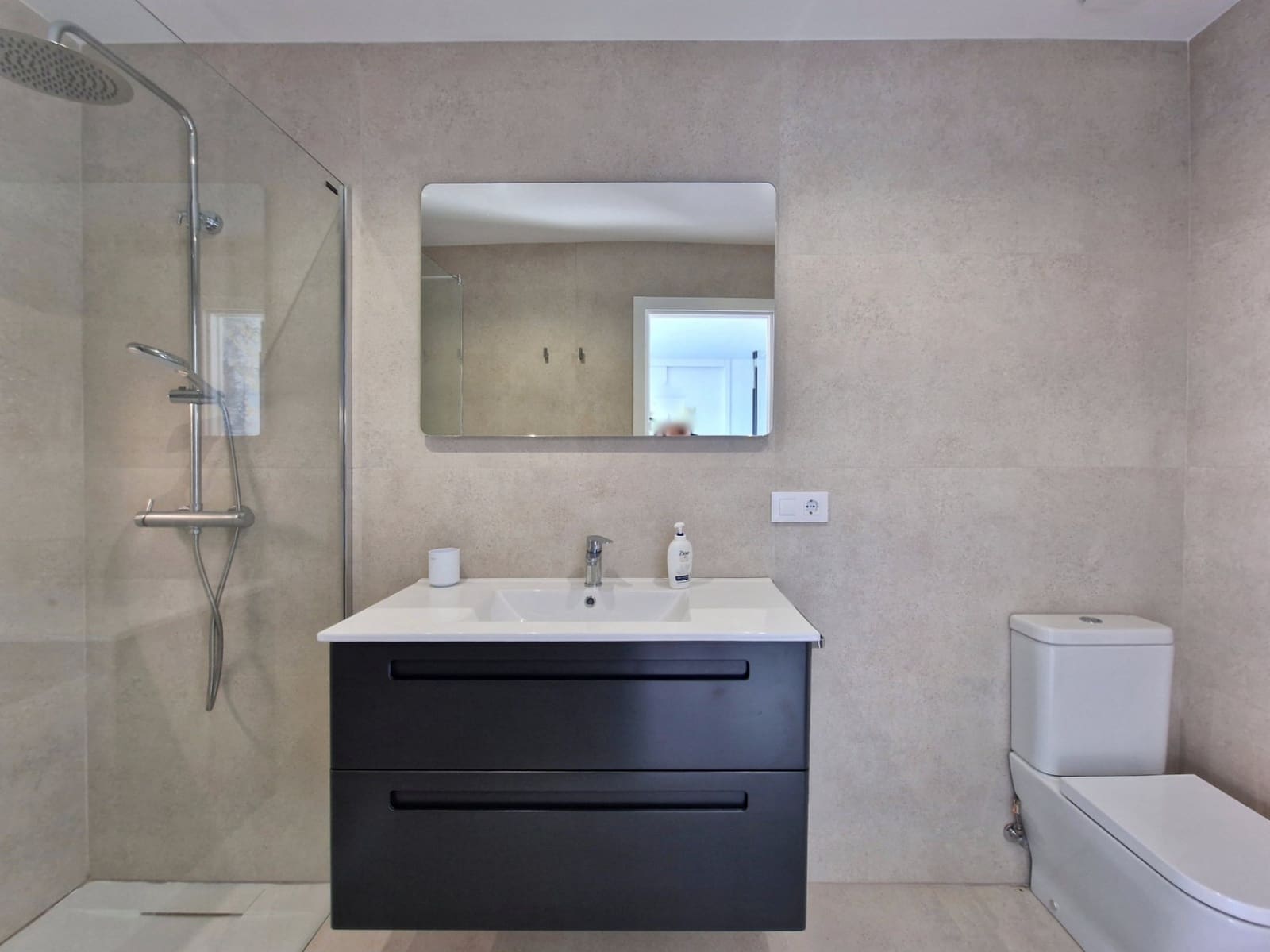 3 bedroom Villa for sale in Pedreguer with pool garage - € 710,000 (Ref: 9307248)