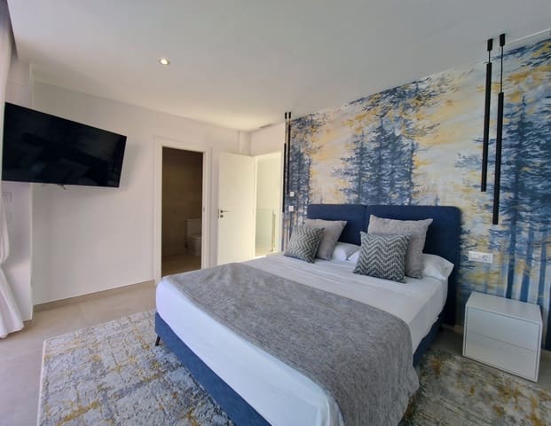 3 bedroom Villa for sale in Pedreguer with pool garage - € 710,000 (Ref: 9307248)