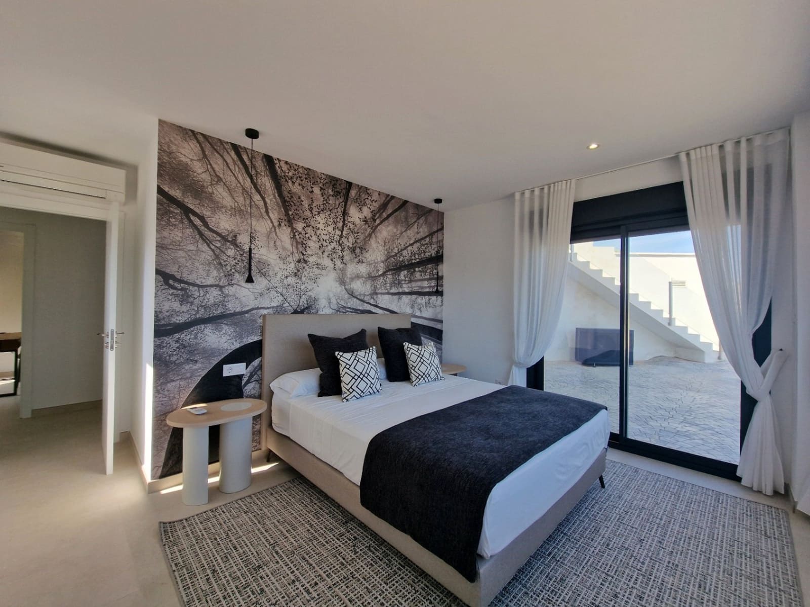 3 bedroom Villa for sale in Pedreguer with pool garage - € 710,000 (Ref: 9307248)