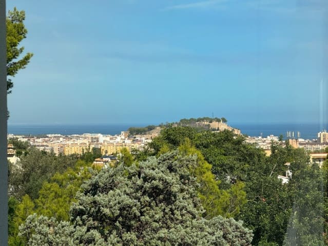 4 sypialnia Willa na sprzedaż w El Montgó, Dénia z basenem - 1 195 000 € (Ref: 9400143)