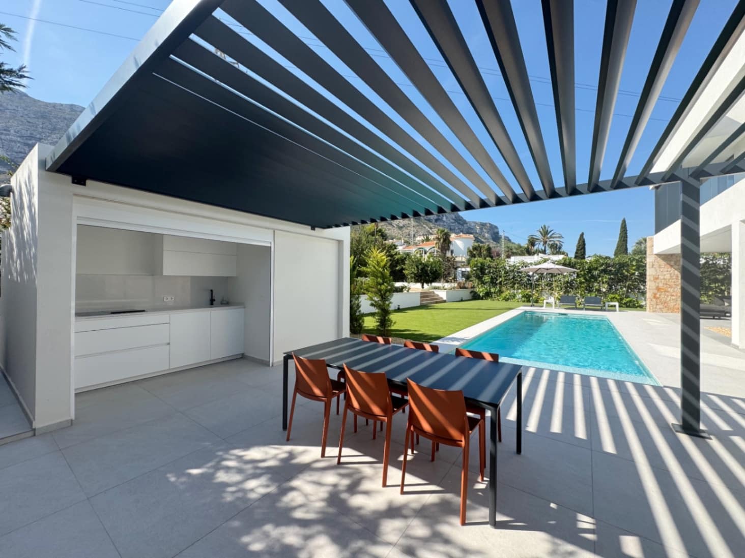 4 chambre Villa/Maison à vendre à Denia - 1 295 000 € (Ref: 9400143)