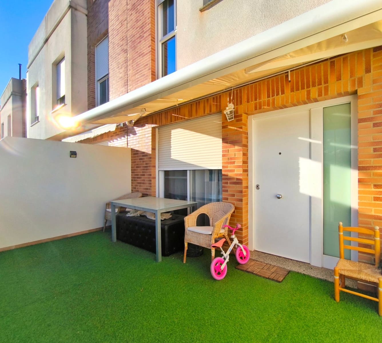 3 chambre Villa/Maison Mitoyenne à vendre à Miramar avec garage - 270 000 € (Ref: 9432010)