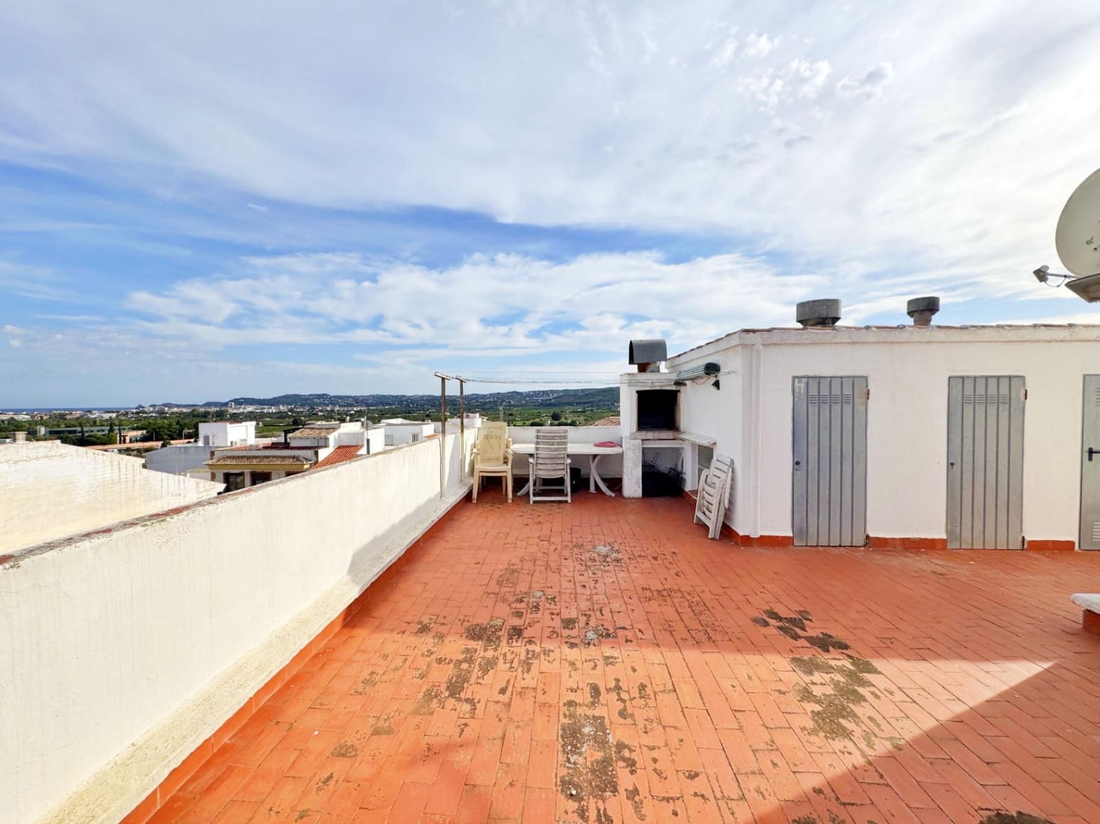 4 bedroom Flat for sale in Javea / Xabia - € 350,000 (Ref: 9432011)