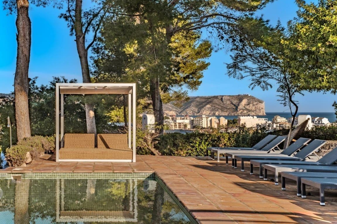 4 soverom Rekkehus til salgs i Javea / Xabia med svømmebasseng garasje - € 750 000 (Ref: 9451394)