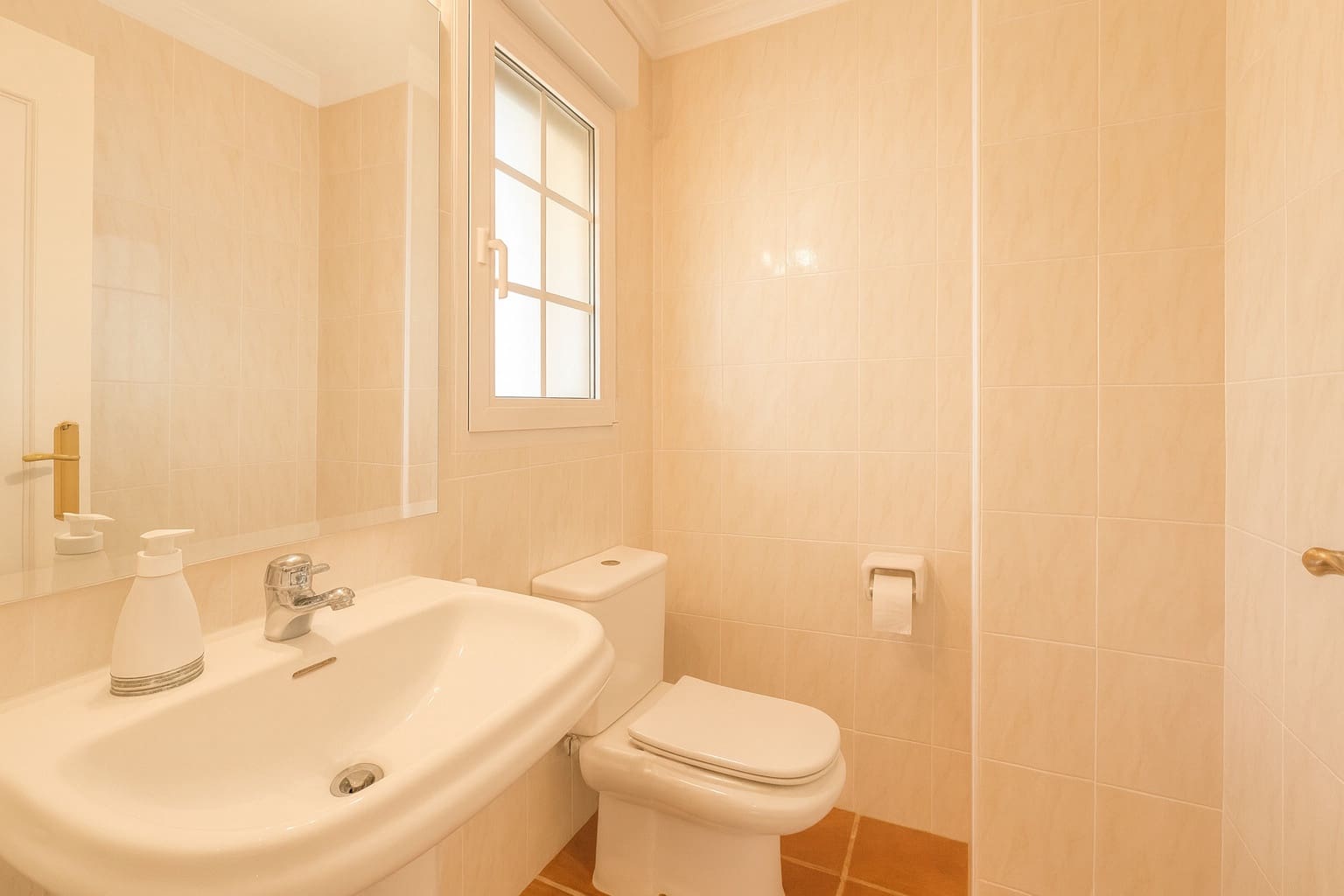 4 soverom Rekkehus til salgs i Javea / Xabia med svømmebasseng garasje - € 750 000 (Ref: 9451394)