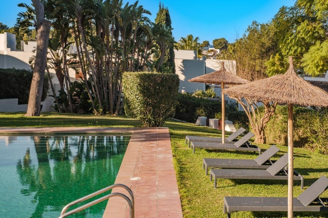 4 soverom Rekkehus til salgs i Javea / Xabia med svømmebasseng garasje - € 750 000 (Ref: 9451394)