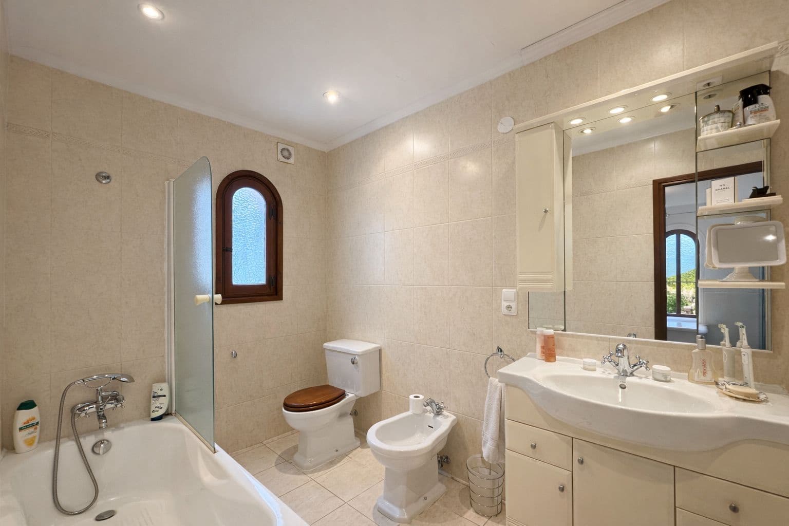 4 bedroom Villa for sale in Denia - € 690,000 (Ref: 9460698)