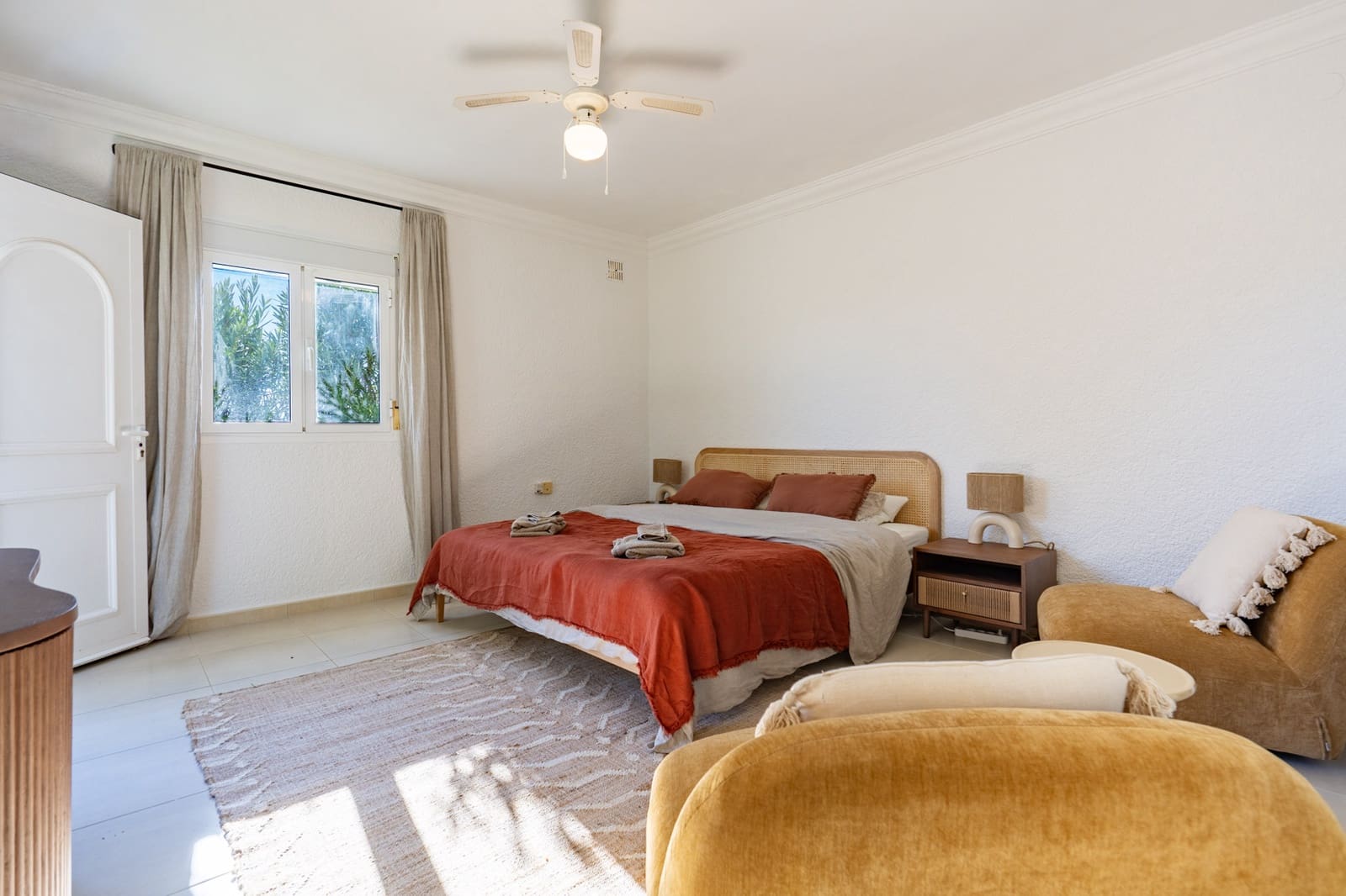 4 soverom Villa til salgs i Ambolo med svømmebasseng - € 1 195 000 (Ref: 9558101)