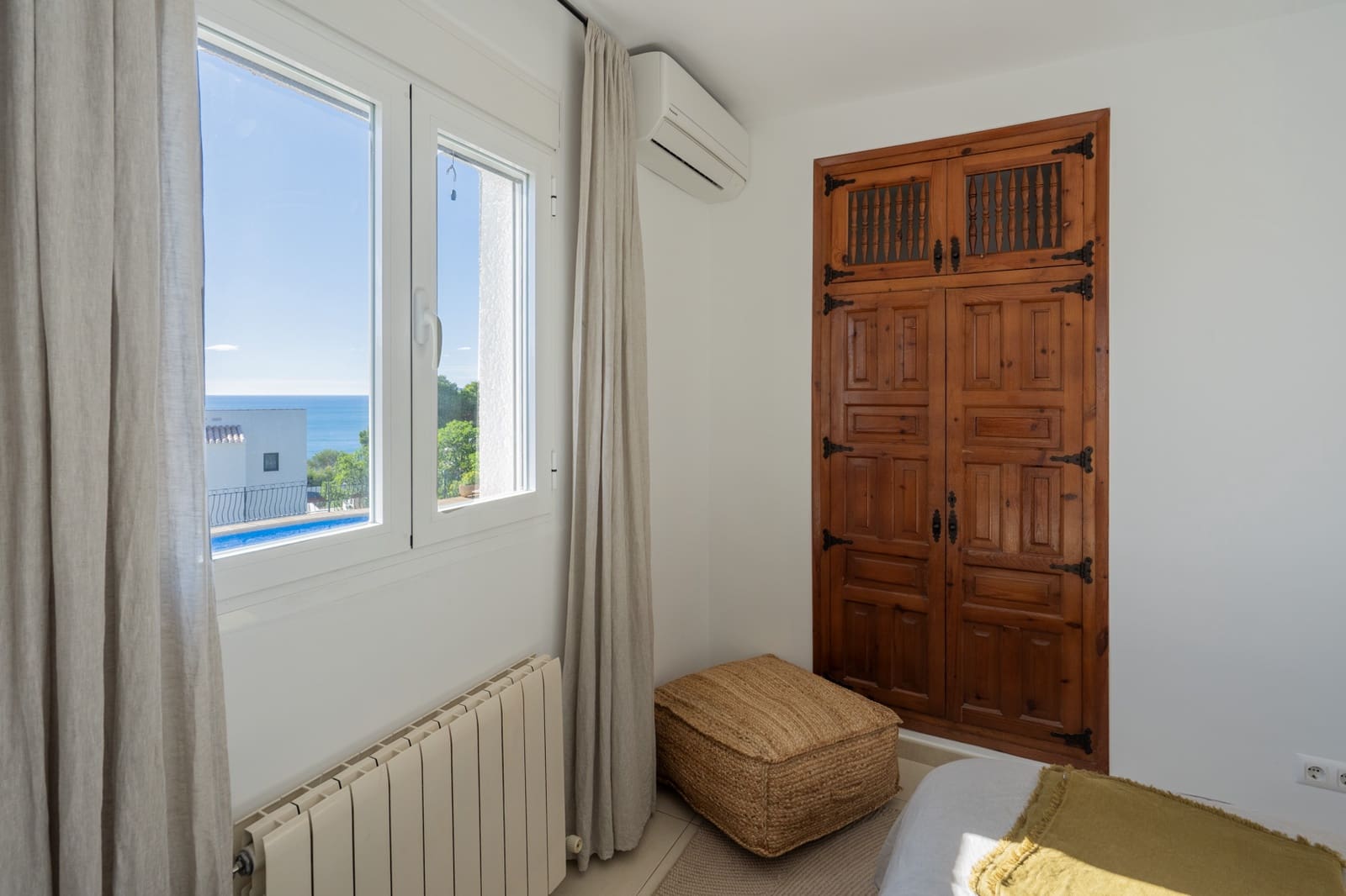 4 soverom Villa til salgs i Ambolo med svømmebasseng - € 1 195 000 (Ref: 9558101)