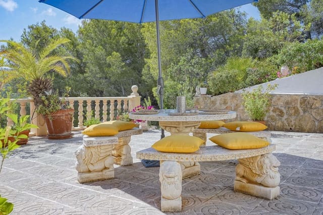 4 soveværelse Villa til salg i Partides comunes - Adsubia, Javea / Xàbia med swimmingpool - € 749.000 (Ref: 9558126)