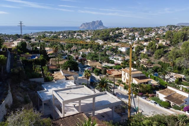 3 soveværelse Villa til salg i Benissa med swimmingpool - € 1.890.000 (Ref: 9558133)