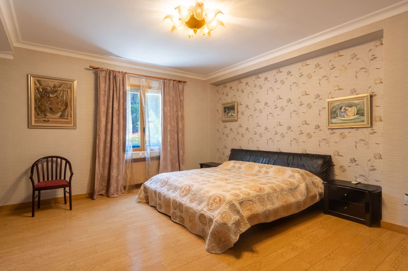 6 Zimmer Villa zu verkaufen in Denia mit Pool - 1.850.000 € (Ref: 9558142)