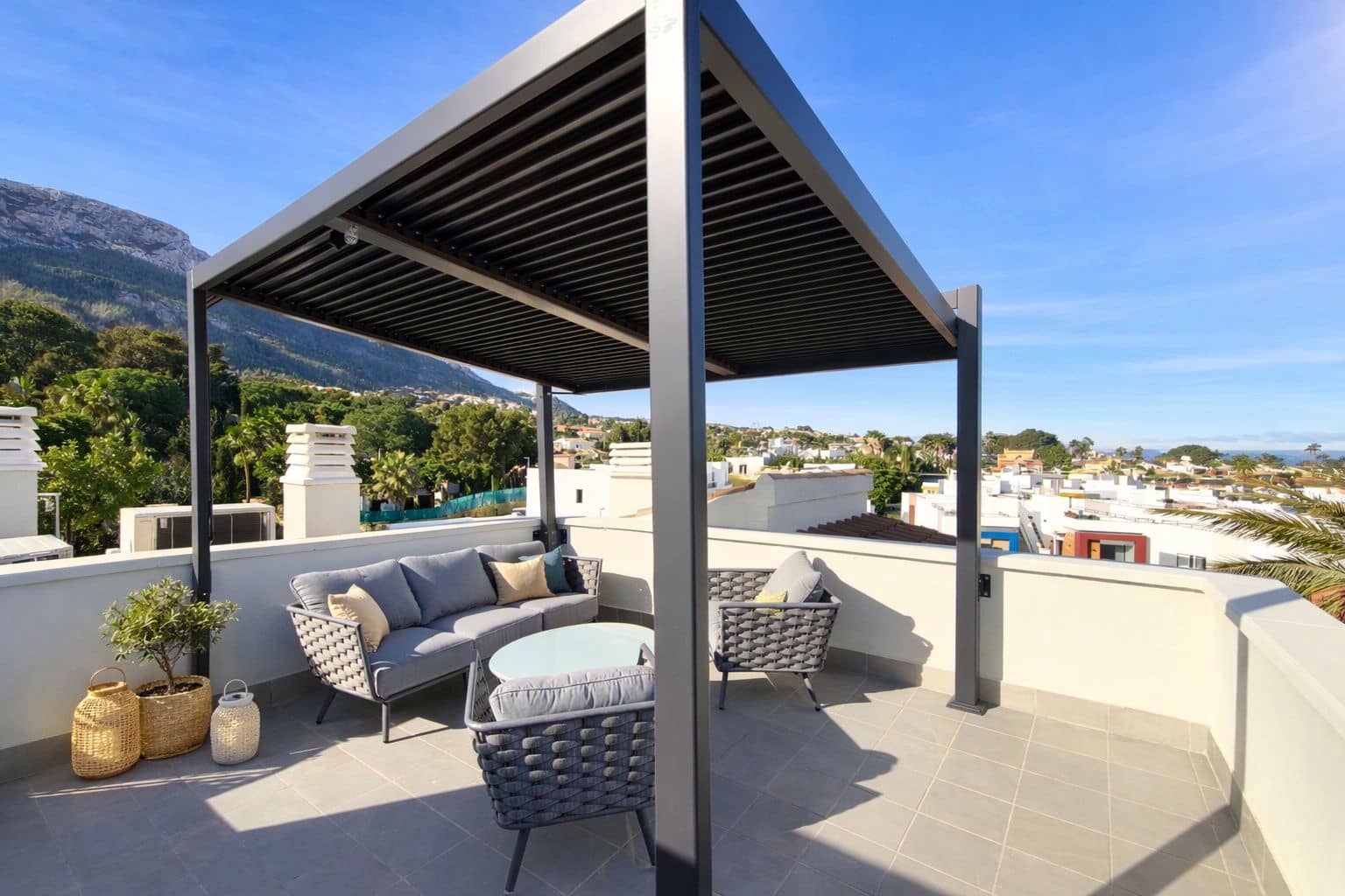 2 quarto Penthouse para venda em Denia com piscina garagem - 381 000 € (Ref: 9665142)