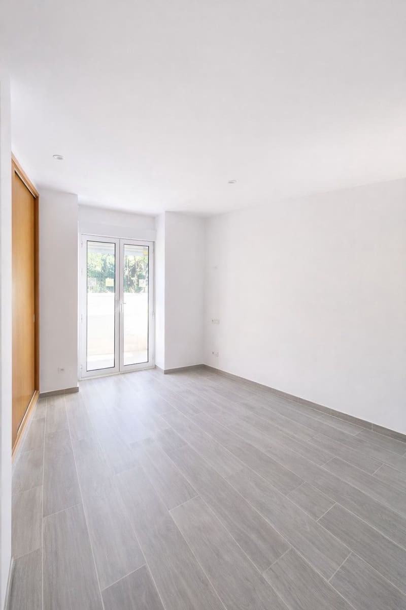 2 soveværelse Lejlighed til salg i Denia med swimmingpool garage - € 385.000 (Ref: 9665293)