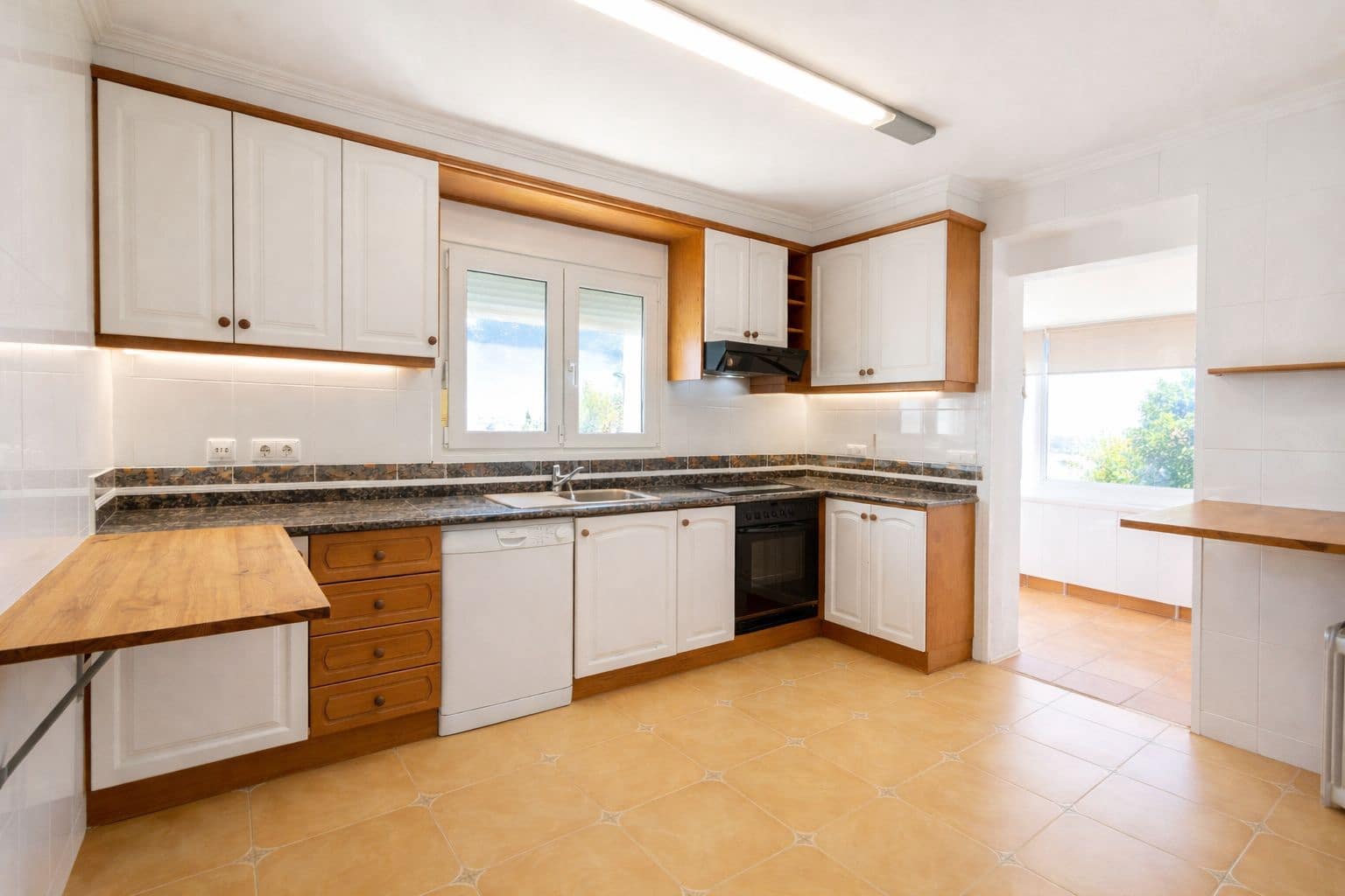 3 sovrum Villa till salu i Denia med pool garage - 799 000 € (Ref: 9707945)