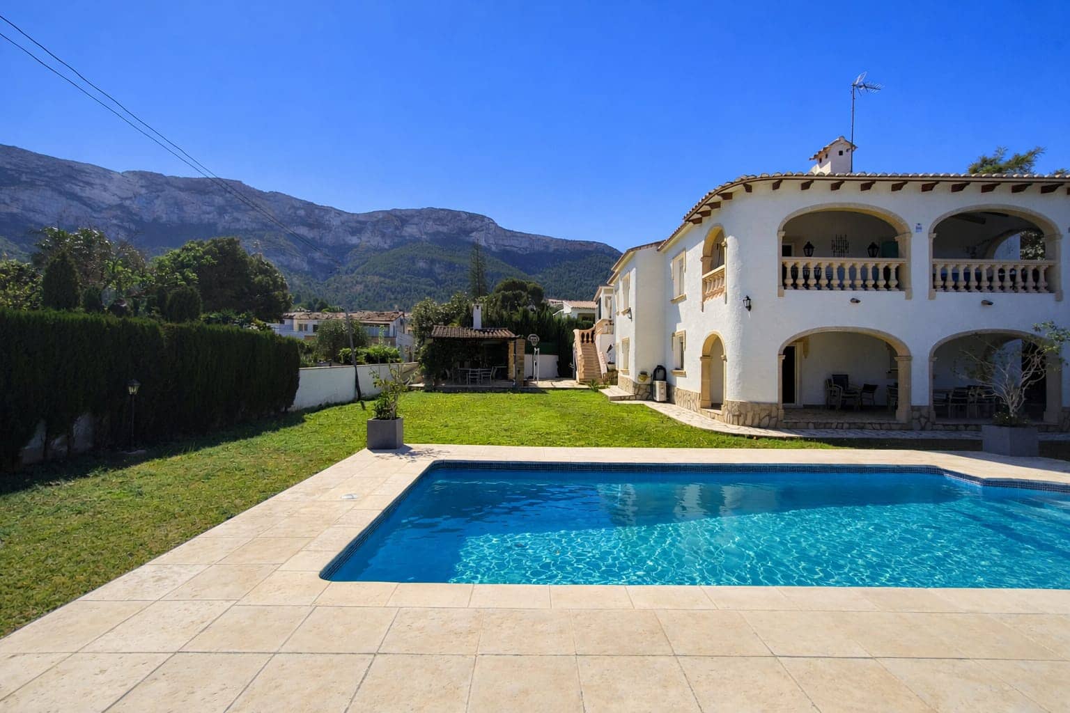 3 sovrum Villa till salu i Denia med pool garage - 799 000 € (Ref: 9707945)