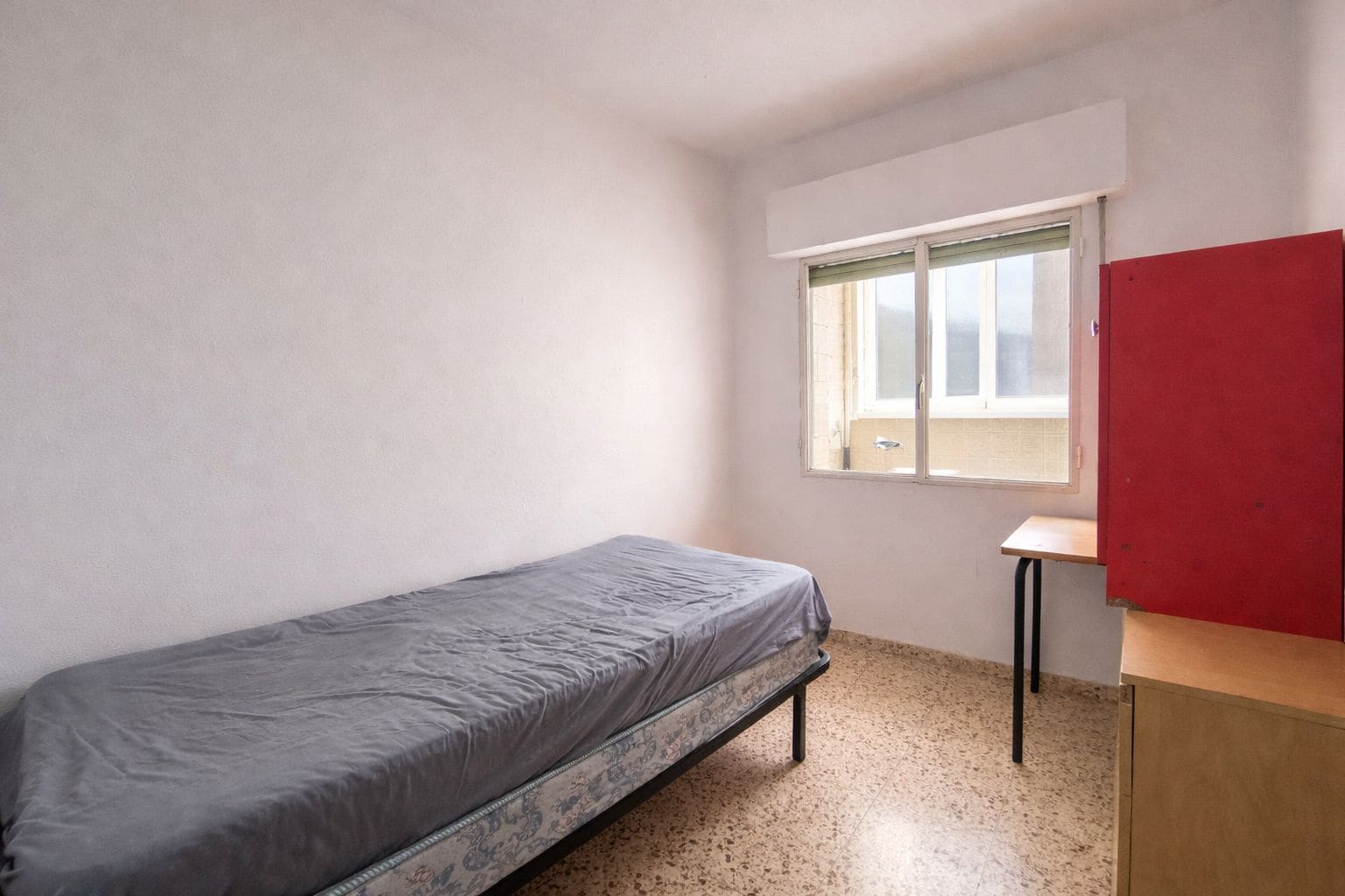 4 bedroom Apartment for rent in Denia - € 800 (Ref: 9715166)