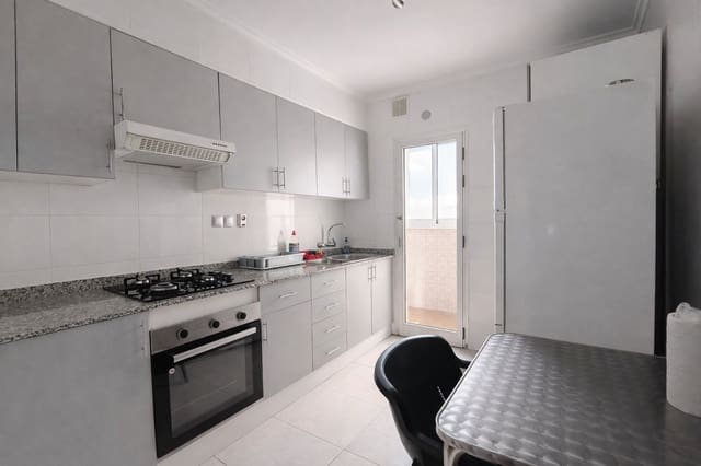 4 soveværelse Lejlighed til leje i Centro Urbano, Dénia - € 800 (Ref: 9715166)