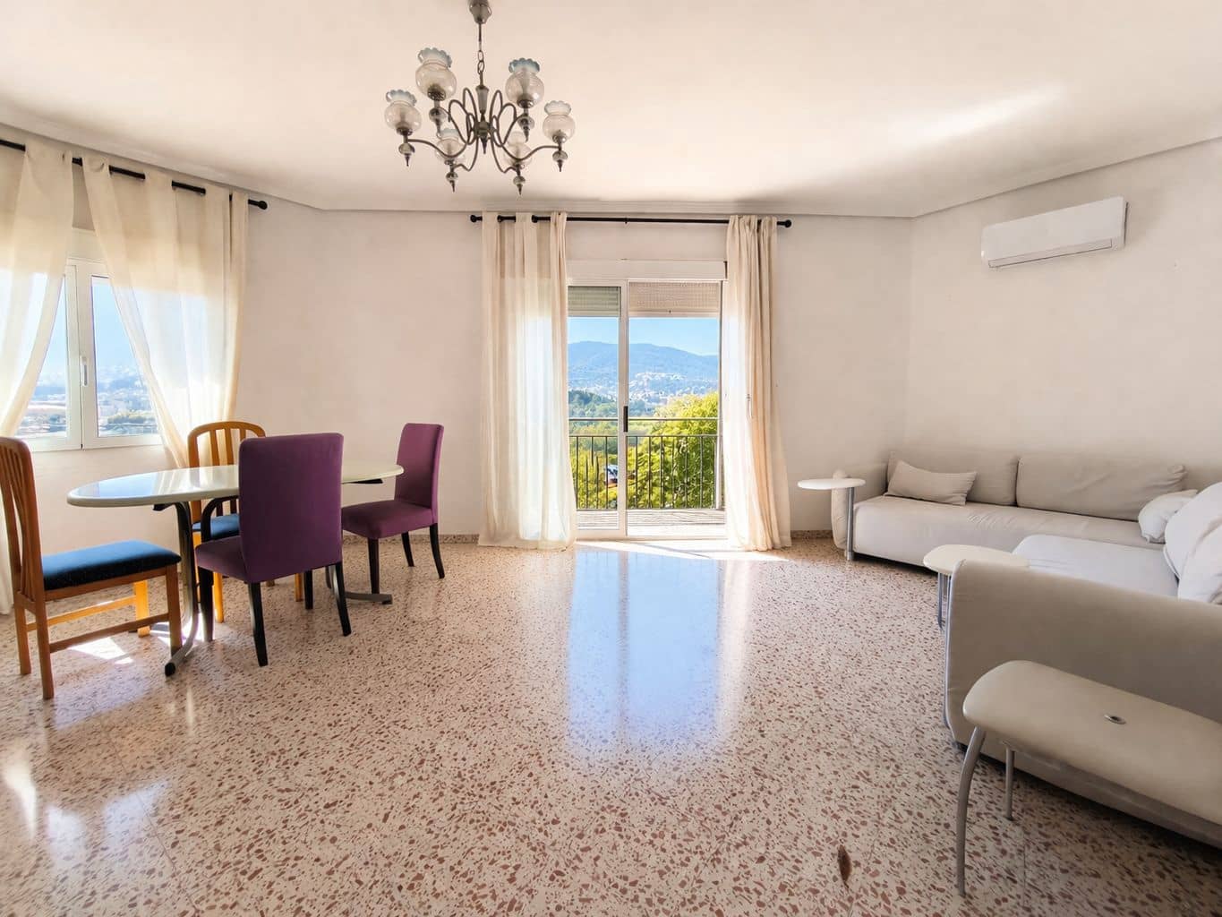 4 bedroom Apartment for rent in Denia - € 800 (Ref: 9715166)