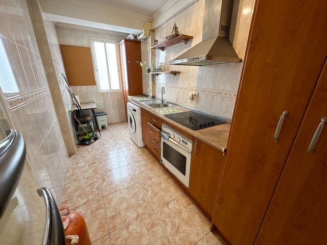 3 soverom Leilighet til salgs i Centro Urbano, Dénia - € 185 000 (Ref: 9762358)