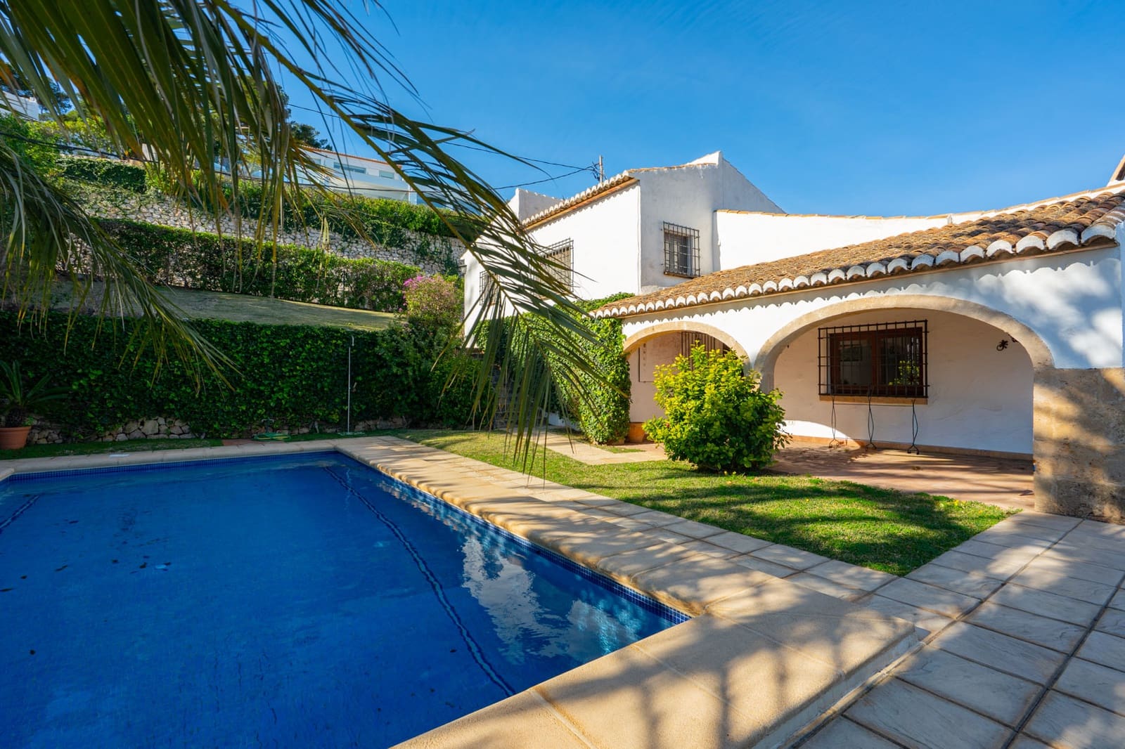4 slaapkamer Villa te koop in Javea / Xabia met zwembad - € 1.550.000 (Ref: 9762359)