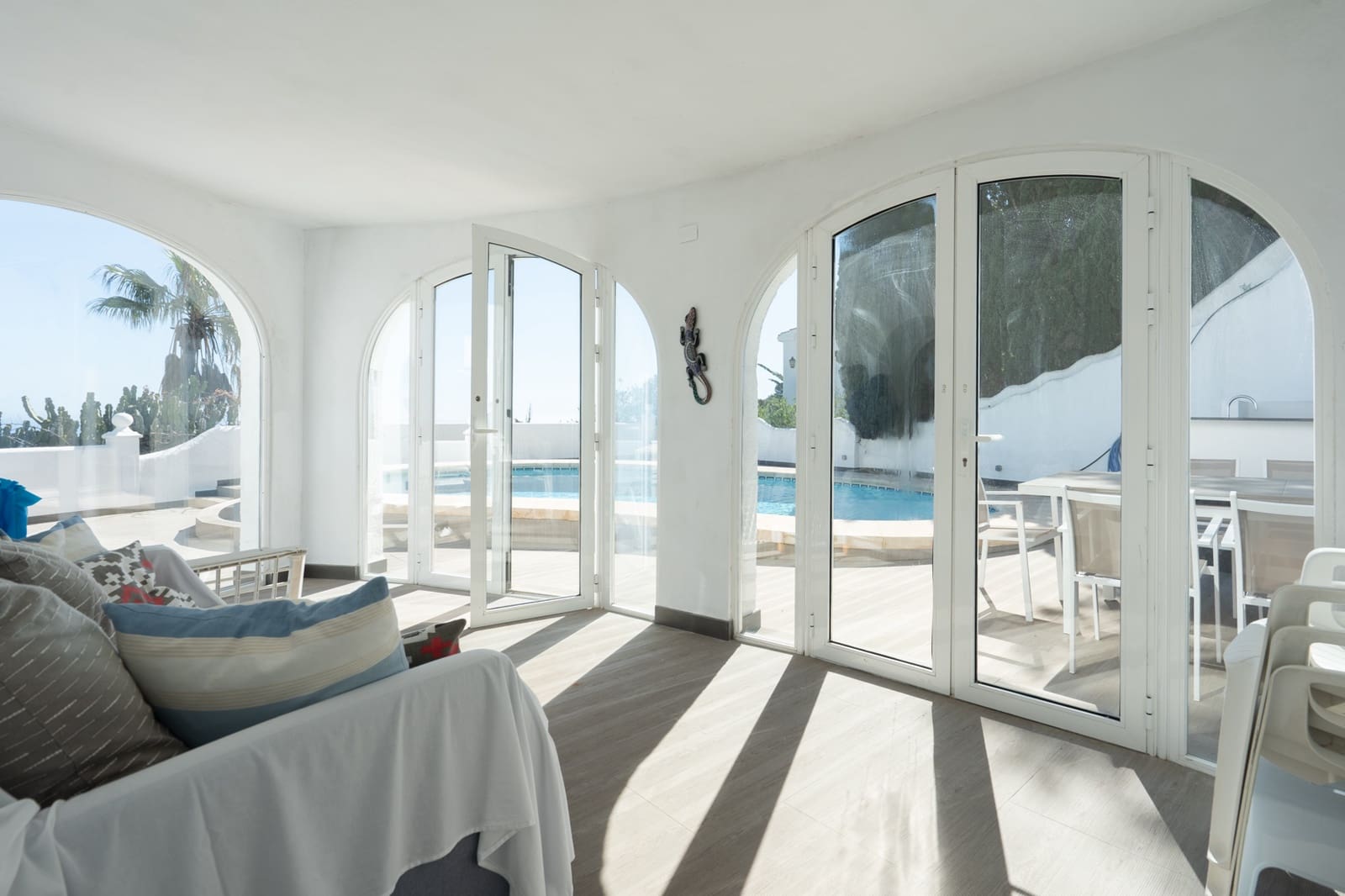 4 quarto Moradia para venda em Cumbre del Sol com piscina garagem - 900 000 € (Ref: 9762360)