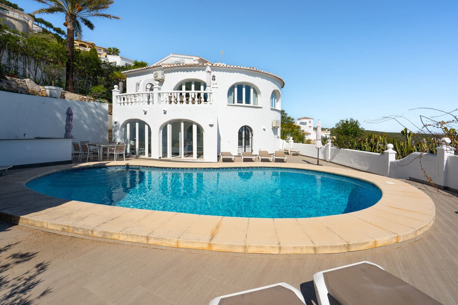 4 quarto Moradia para venda em Cumbre del Sol com piscina garagem - 900 000 € (Ref: 9762360)