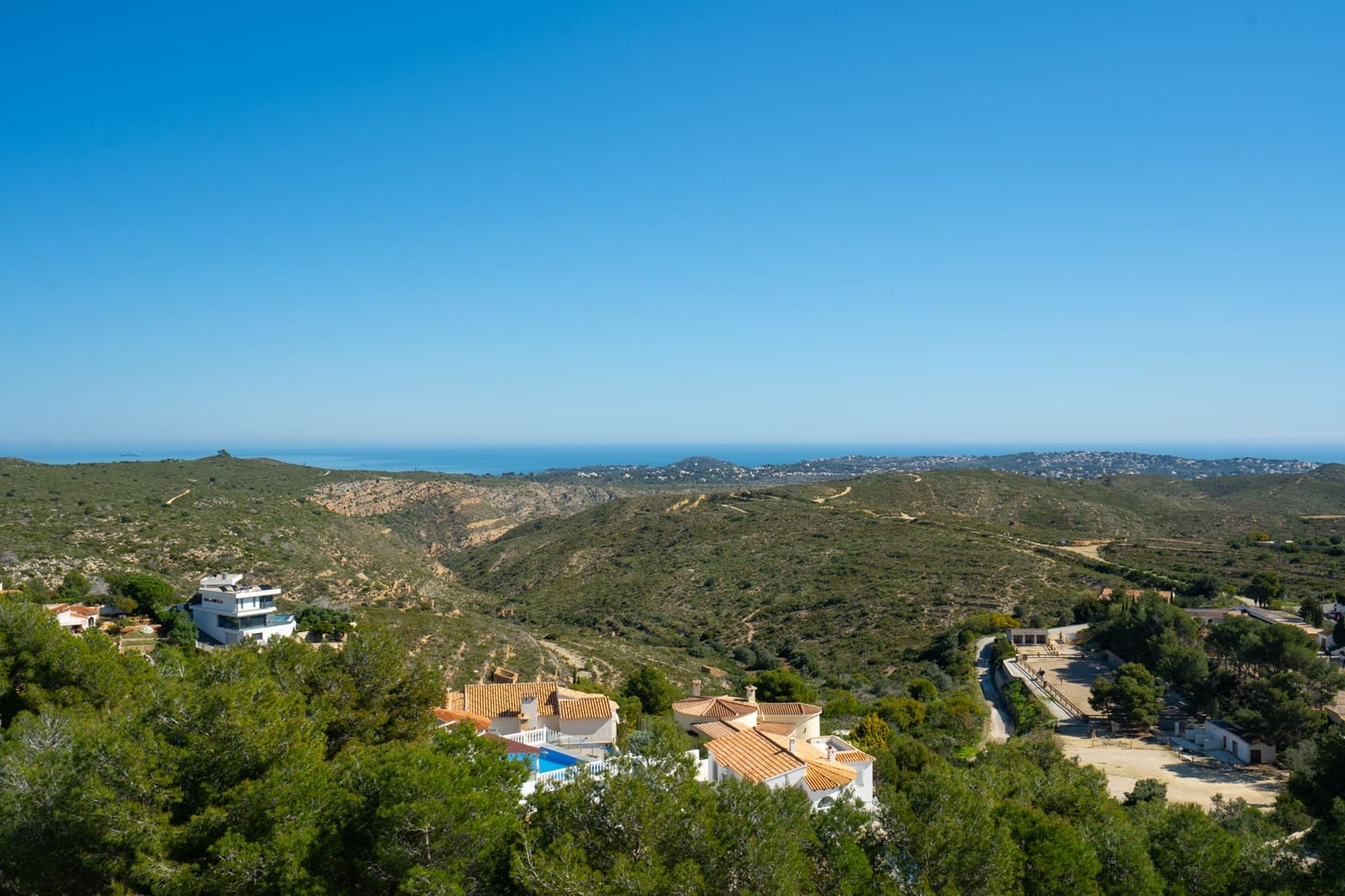 4 quarto Moradia para venda em Cumbre del Sol com piscina garagem - 900 000 € (Ref: 9762360)